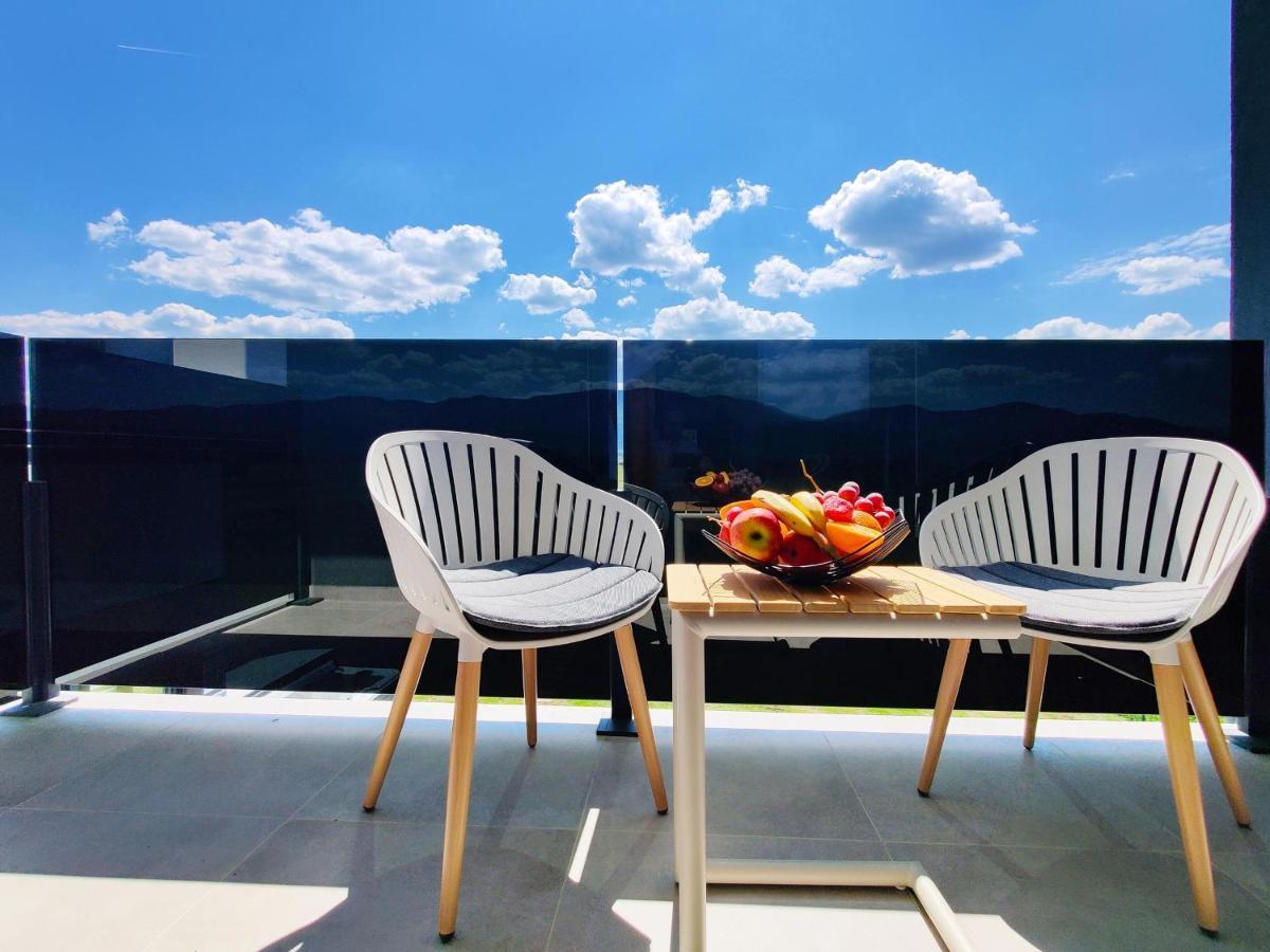 Villa Biser Gacke Sinac ภายนอก รูปภาพ
